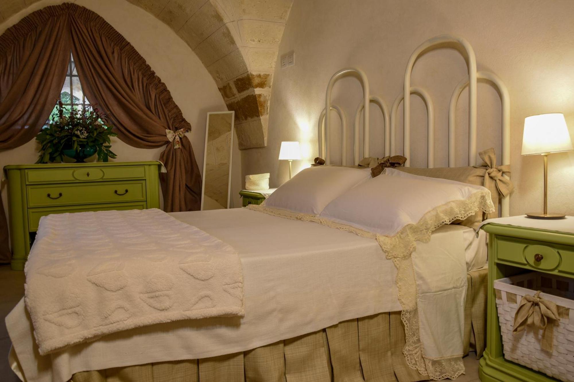 Antica Casina B&B Di Charme Pulsano Extérieur photo
